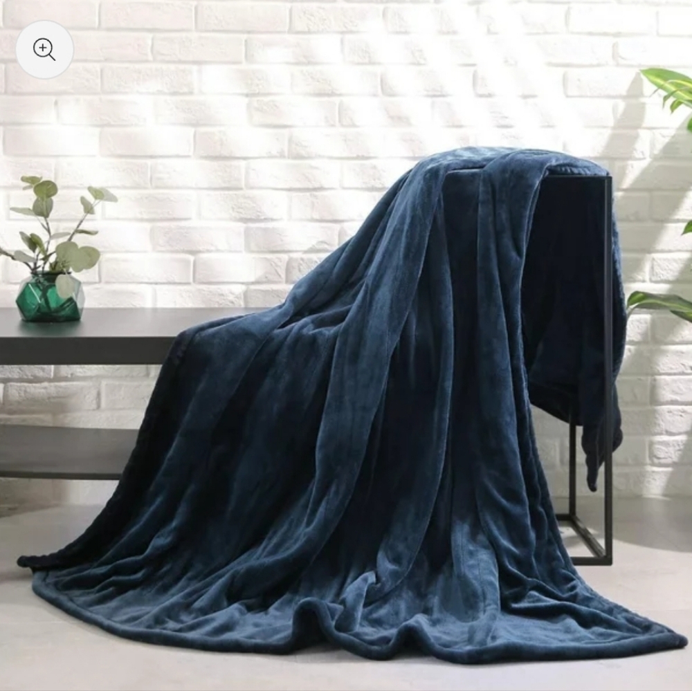 Maxkare Microplush Heated Blanket Twin Size